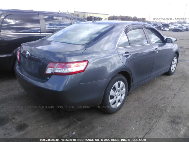 4T1BF3EK7AU079403 - 2010 TOYOTA CAMRY SE/LE/XLE GRAY photo 4