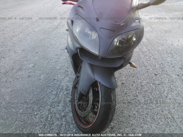 JKAZX4J147A068835 - 2007 KAWASAKI ZX600 J1 GRAY photo 5