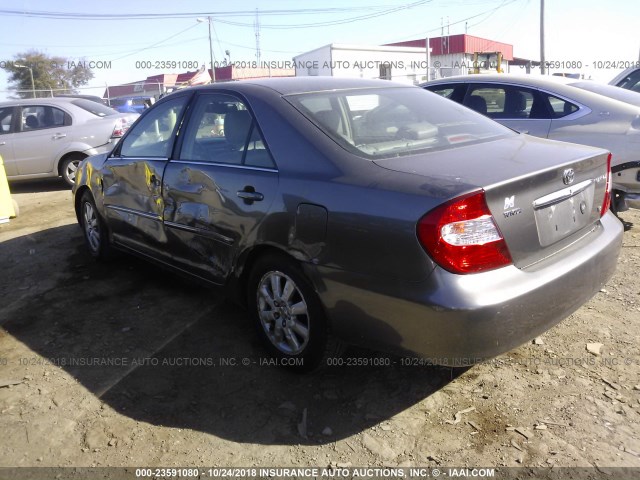 JTDBF30K240153690 - 2004 TOYOTA CAMRY LE/XLE 灰色 照片 3