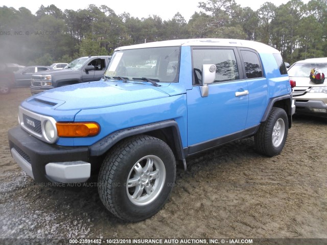 JTEZU11F970011623 - 2007 TOYOTA FJ CRUISER BLUE photo 2