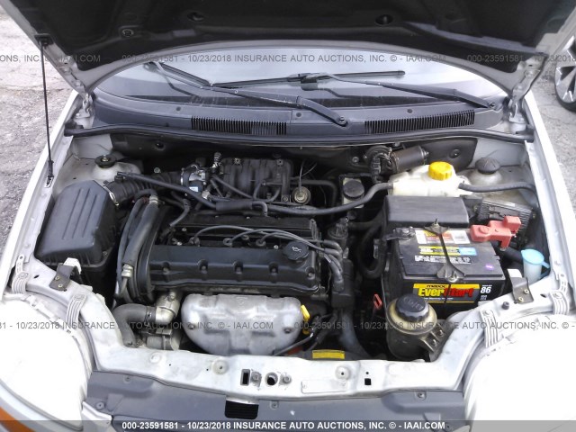 KL1TD56646B564734 - 2006 CHEVROLET AVEO LS SILVER photo 10