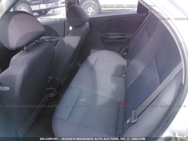 KL1TD56646B564734 - 2006 CHEVROLET AVEO LS SILVER photo 8