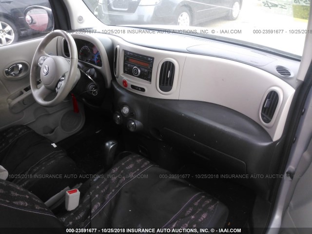 JN8AZ2KR0AT152379 - 2010 NISSAN CUBE S/SL/KROM SILVER photo 5