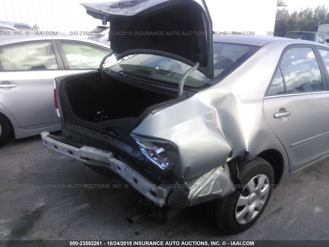 4T1BE32K05U523735 - 2005 TOYOTA CAMRY LE/XLE/SE SILVER photo 6
