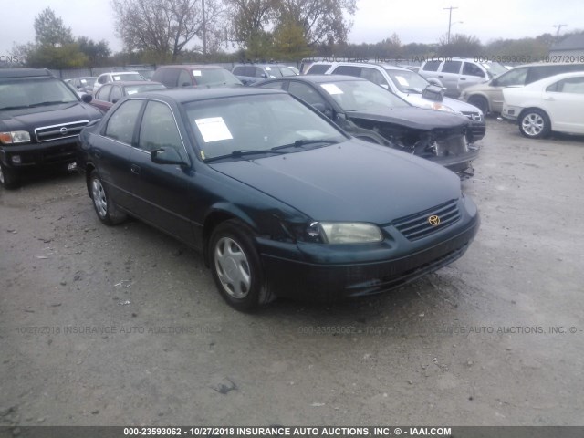 4T1BF22K1VU907028 - 1997 TOYOTA CAMRY CE/LE/XLE 绿色 照片 1