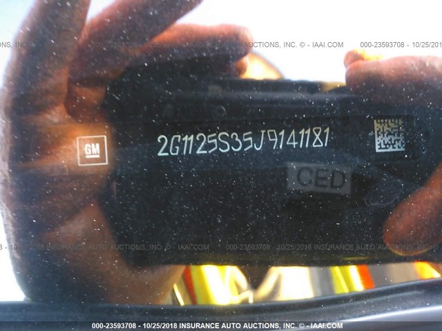 2G1125S35J9141181 - 2018 CHEVROLET IMPALA PREMIER SILVER photo 9