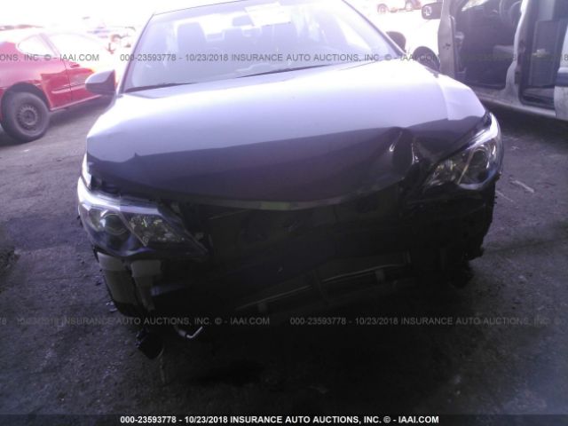 4T1BF1FK5EU465505 - 2014 TOYOTA CAMRY L/SE/LE/XLE 灰色 照片 6