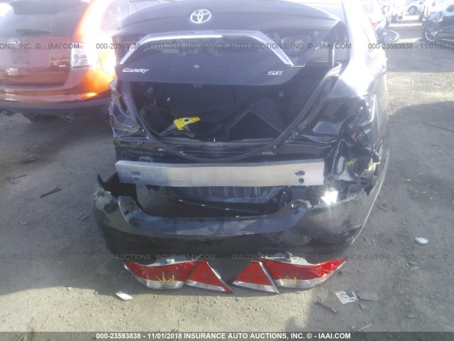 4T1BF1FK4HU418860 - 2017 TOYOTA CAMRY LE/XLE/SE/XSE BLUE photo 6