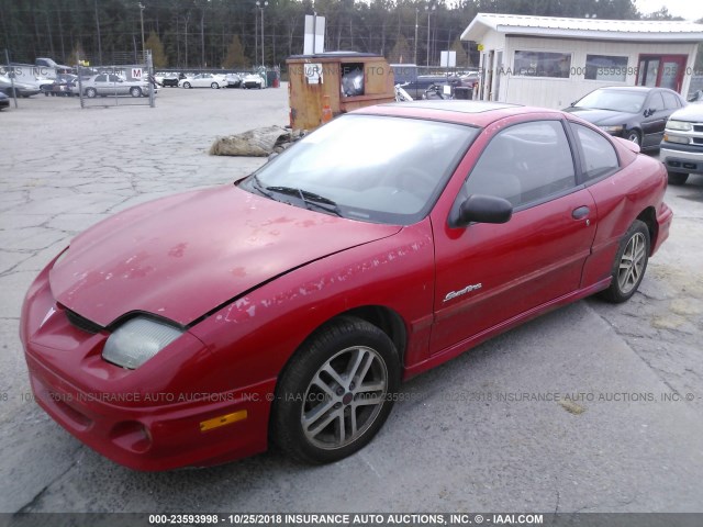 1G2JB12F027319581 - 2002 PONTIAC SUNFIRE SE RED photo 2