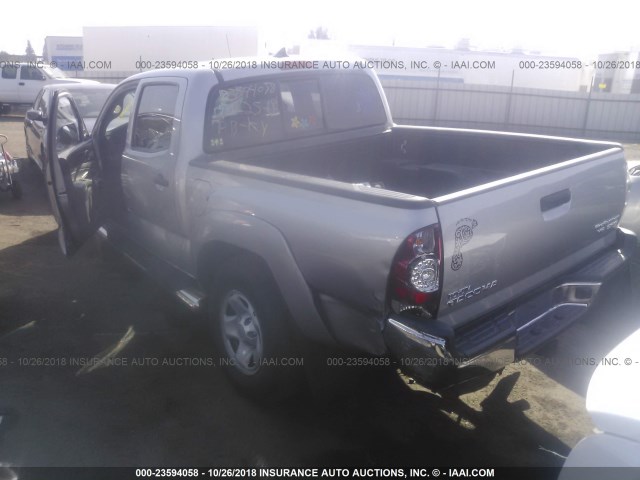 5TFJU4GNXEX056446 - 2014 TOYOTA TACOMA DOUBLE CAB PRERUNNER SILVER photo 3