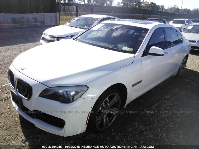 WBAKC8C53CC436136 - 2012 BMW 750 LXI WHITE photo 2