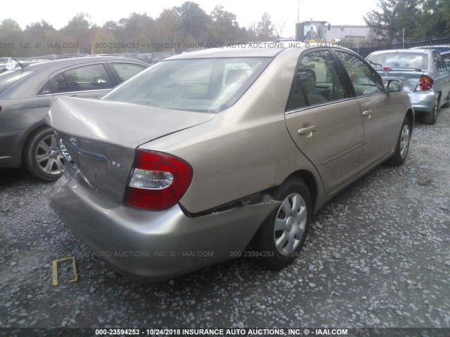 4T1BE32K42U561299 - 2002 TOYOTA CAMRY LE/XLE/SE BEIGE photo 4