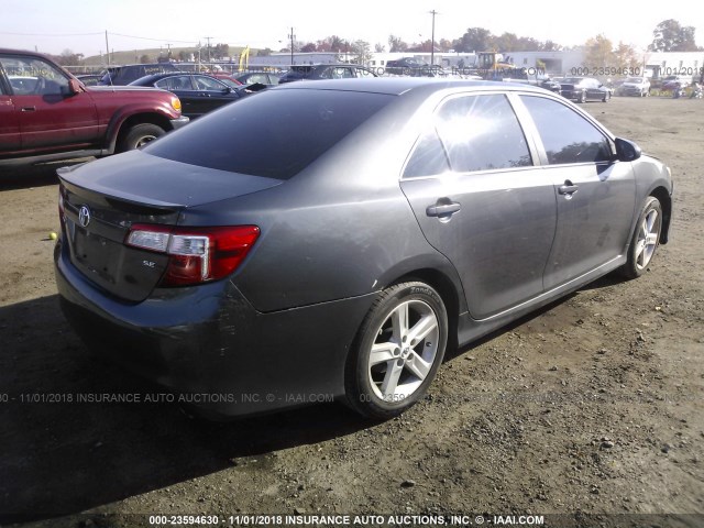 4T1BF1FK4CU100925 - 2012 TOYOTA CAMRY SE/LE/XLE GRAY photo 4