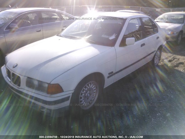 WBACB4326SFM20953 - 1995 BMW 325 I AUTOMATIC WHITE photo 2