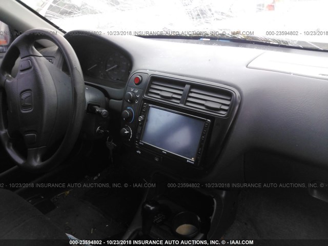 1HGEJ7120YL044667 - 2000 HONDA CIVIC HX SILVER photo 5