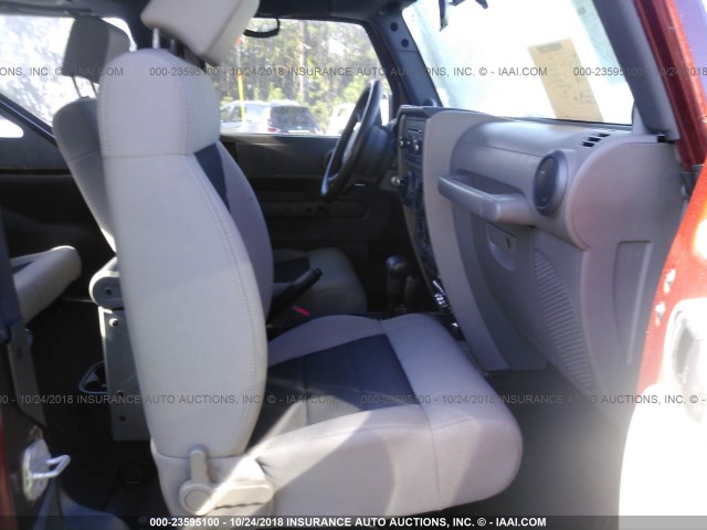 1J4AA2D15AL119771 - 2010 JEEP WRANGLER SPORT 勃艮第红 照片 5