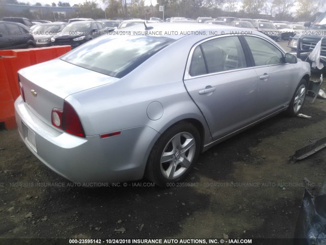 1G1ZB5EB1AF109017 - 2010 CHEVROLET MALIBU LS Gümüş foto 4