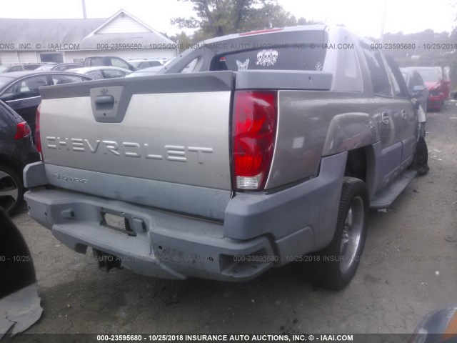 3GNEC13T12G300449 - 2002 CHEVROLET AVALANCHE C1500 TAN photo 4