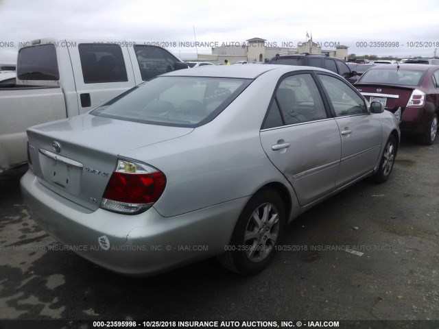 4T1BF30KX6U633970 - 2006 TOYOTA CAMRY LE/XLE/SE SILVER photo 4