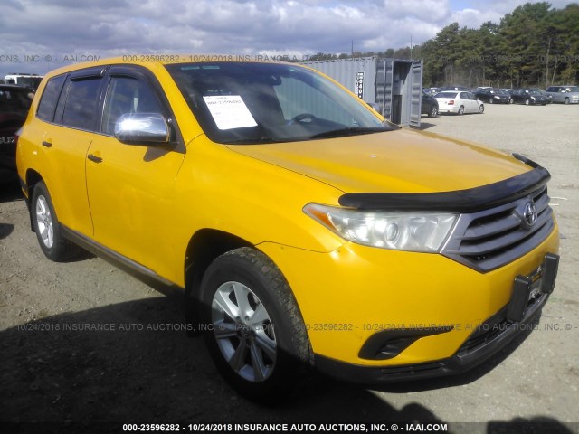 5TDZA3EH3DS038913 - 2013 TOYOTA HIGHLANDER PLUS YELLOW photo 1