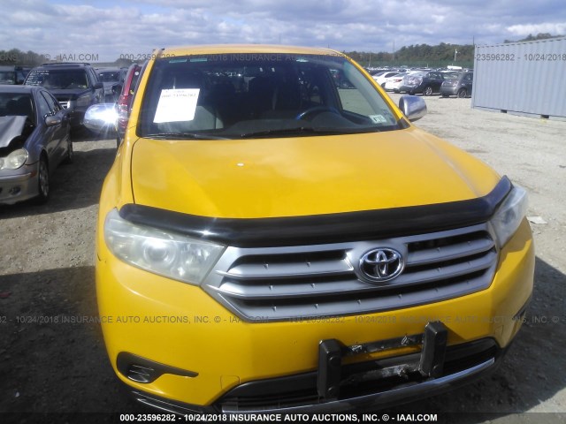 5TDZA3EH3DS038913 - 2013 TOYOTA HIGHLANDER PLUS YELLOW photo 6