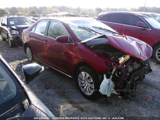 4T1BF1FK3EU868754 - 2014 TOYOTA CAMRY L/SE/LE/XLE Qırmızı foto 1