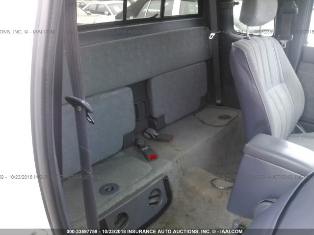 4TASN92N7YZ640443 - 2000 TOYOTA TACOMA XTRACAB PRERUNNER თეთრი ფოტო 8