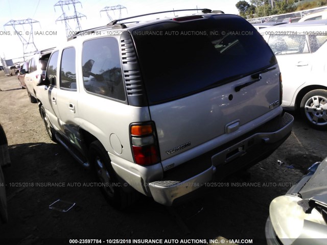 1GKEK63UX4J319217 - 2004 GMC YUKON DENALI Champagne photo 3