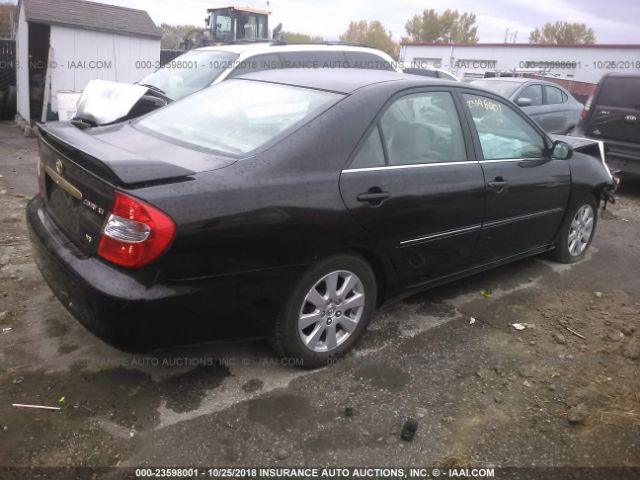 4T1BF32K42U018984 - 2002 TOYOTA CAMRY LE/XLE/SE BLACK photo 4
