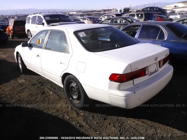 4T1BG22K81U826180 - 2001 TOYOTA CAMRY CE/LE/XLE 白色 照片 3