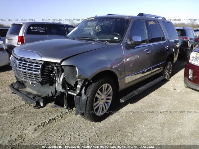 5LMFU28538LJ20419 - 2008 LINCOLN NAVIGATOR Szary zdjęcie 2