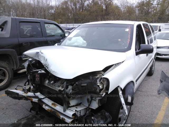 1GNDV23L06D126131 - 2006 CHEVROLET UPLANDER LS WHITE photo 2