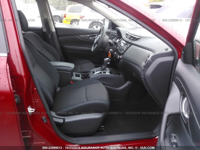 5N1AT2MV2HC870450 - 2017 NISSAN ROGUE SV/SL RED photo 5