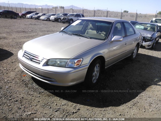 JT2BF28K1Y0284560 - 2000 TOYOTA CAMRY LE/XLE 棕色 照片 2