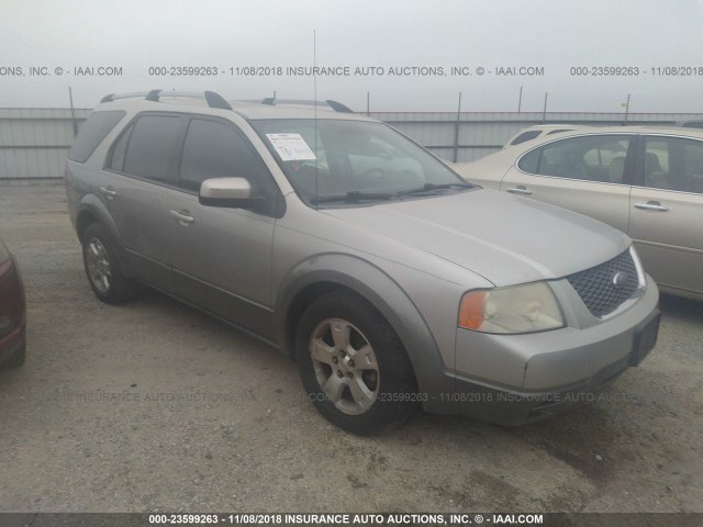 1FMDK02187GA35268 - 2007 FORD FREESTYLE SEL SILVER photo 1