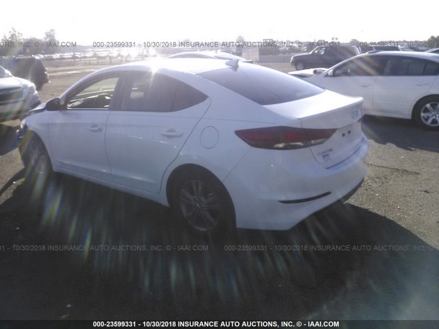 5NPD84LF6JH239977 - 2018 HYUNDAI ELANTRA SEL/VALUE/LIMITED WHITE photo 3