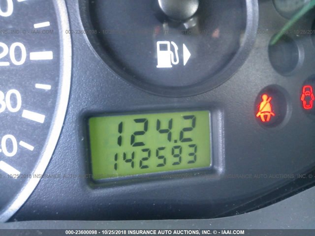 1FAFP34N95W242308 - 2005 FORD FOCUS ZX4 灰色 照片 7