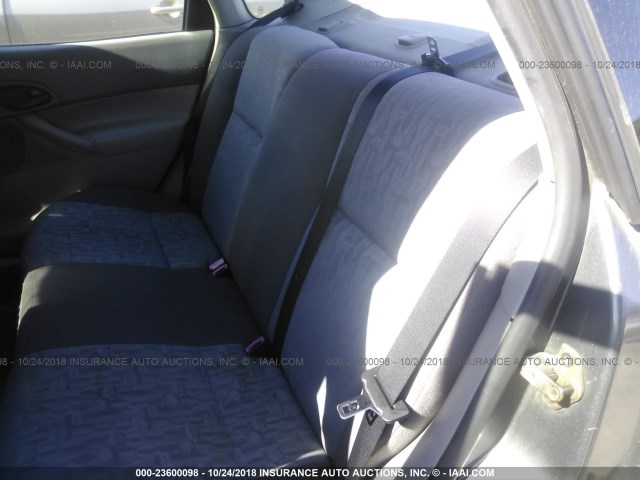 1FAFP34N95W242308 - 2005 FORD FOCUS ZX4 灰色 照片 8