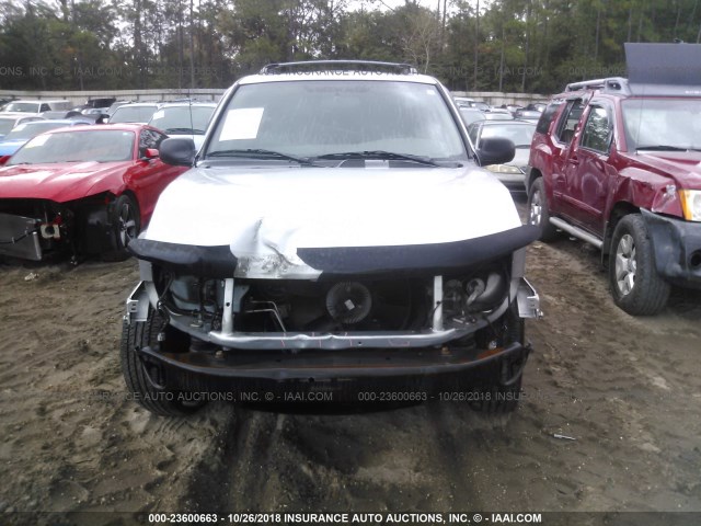 1GNDT13SX42373639 - 2004 CHEVROLET TRAILBLAZER LS/LT SILVER photo 6