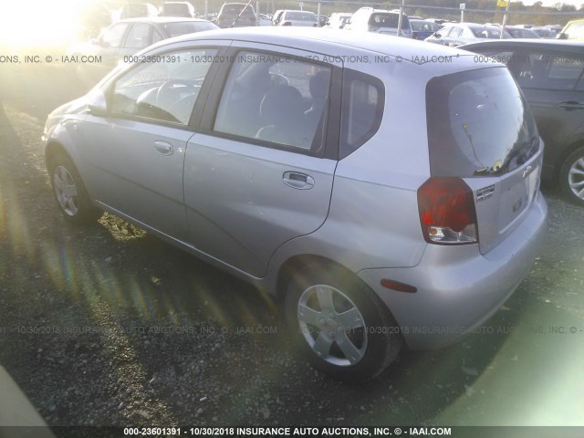KL1TD66636B626386 - 2006 CHEVROLET AVEO LS SILVER photo 3
