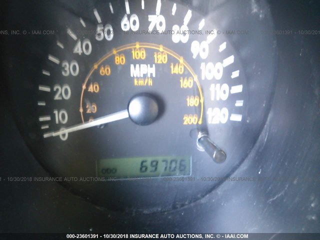 KL1TD66636B626386 - 2006 CHEVROLET AVEO LS SILVER photo 7