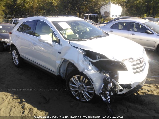 1GYKNERS0JZ147941 - 2018 CADILLAC XT5 PREMIUM LUXURY WHITE photo 1