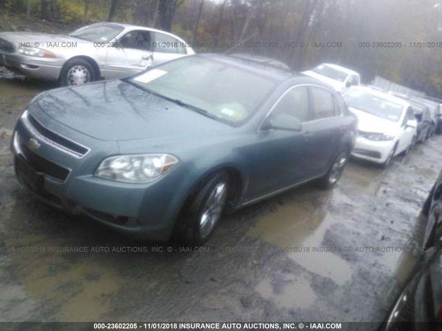 1G1ZH57B89F124234 - 2009 CHEVROLET MALIBU 1LT GREEN photo 2