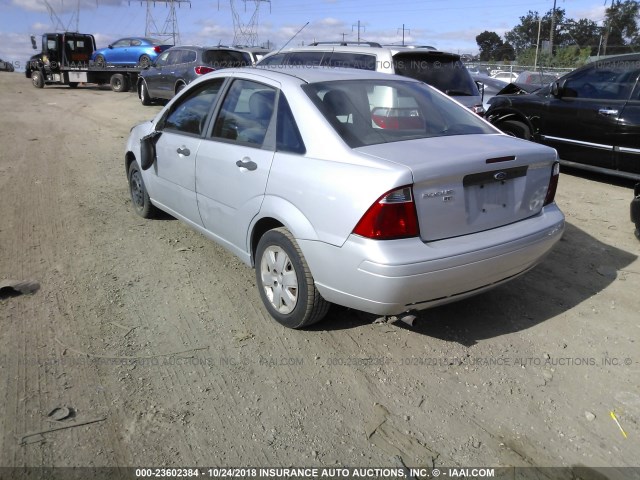 1FAFP34N27W140089 - 2007 FORD FOCUS ZX4/S/SE/SES SILVER photo 3