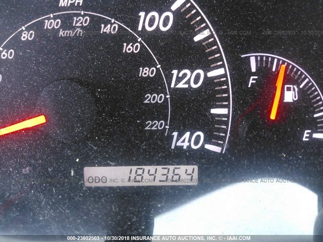 JTDBE32K853033389 - 2005 TOYOTA CAMRY LE/XLE/SE GRAY photo 7