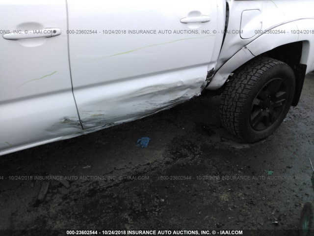 3TMLU4EN8CM092232 - 2012 TOYOTA TACOMA DOUBLE CAB 白色 照片 6