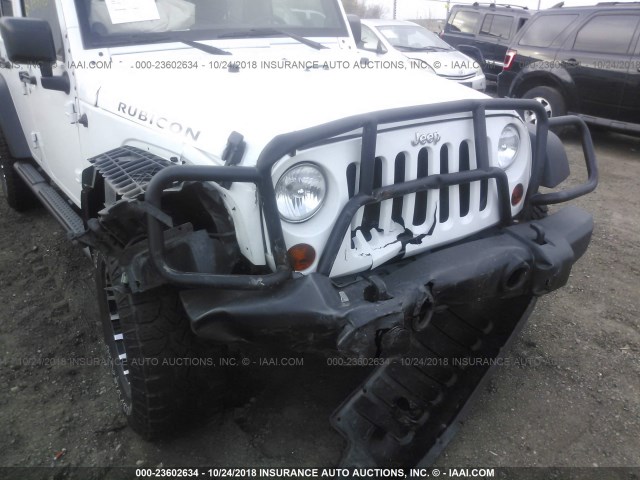 1J4BA6H15BL633241 - 2011 JEEP WRANGLER UNLIMITE RUBICON WHITE photo 6