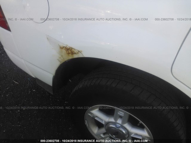 1FMZU73E84UB72198 - 2004 FORD EXPLORER XLT/XLT SPORT/NBX 白色 照片 6