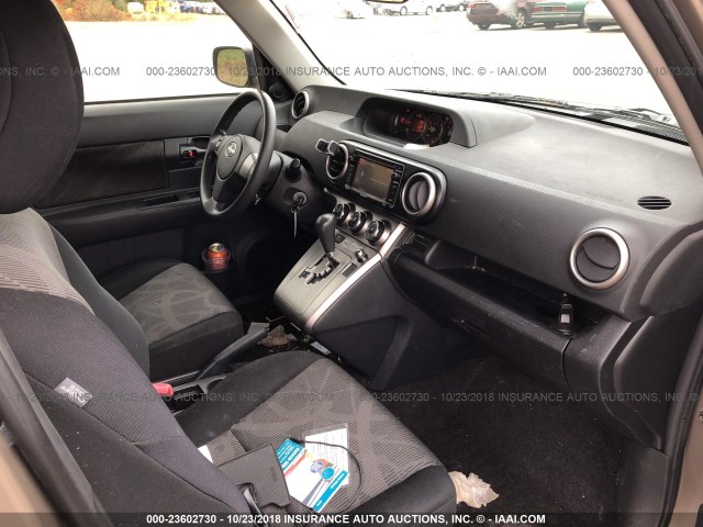 JTLZE4FE0DJ031708 - 2013 TOYOTA SCION XB Marrón foto 5