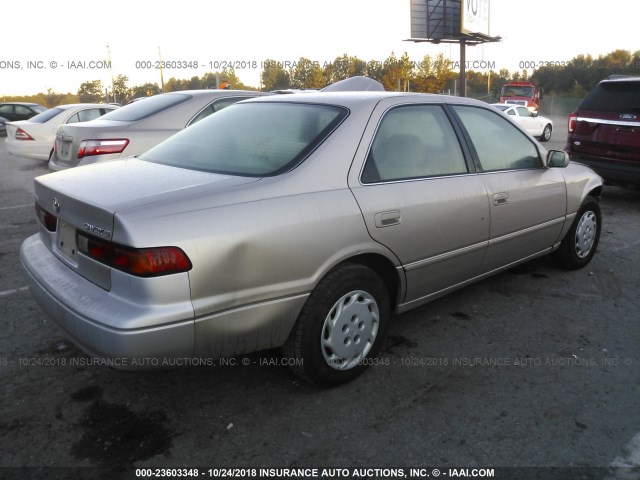 4T1BG22K7XU867697 - 1999 TOYOTA CAMRY CE/LE/XLE 棕色 照片 4